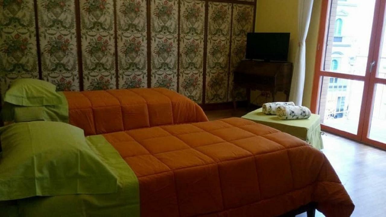 Appartamento Benvenuti A Casa Incerpi Montecatini-Terme Esterno foto